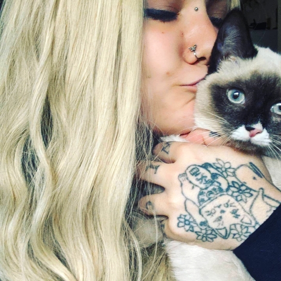 Meet your Posher, Jessica - Picture 3 of 10